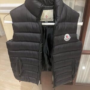 Kids Black Vest! Like New Never Worn!